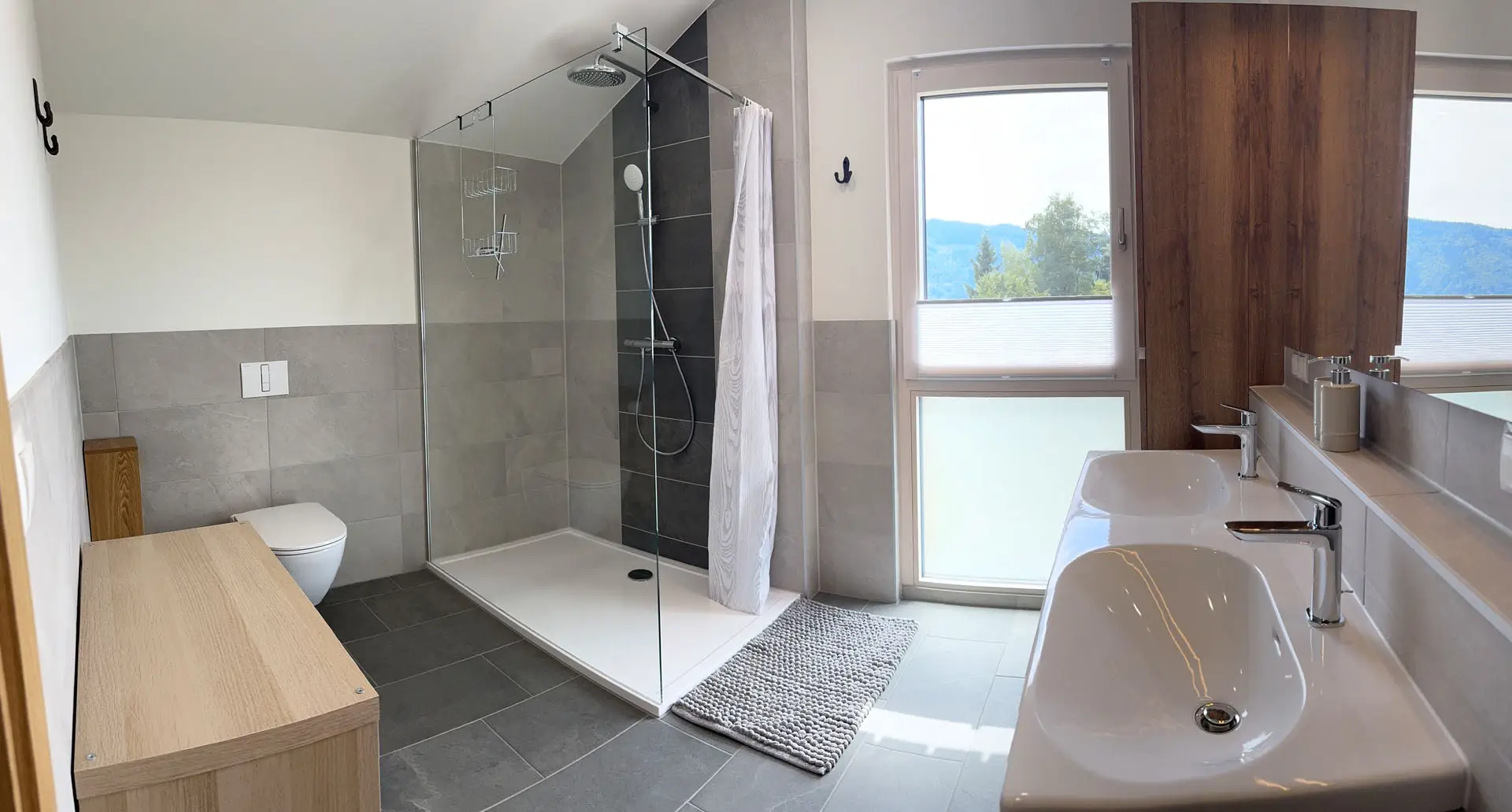 Badezimmer - Ferienhäuser Almrausch & Steinrose
