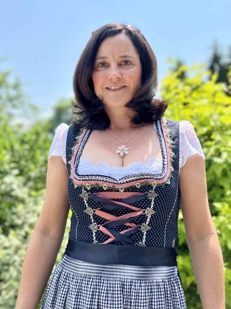 Jessica Payne – gastvrouw van de vakantiehuizen Almrausch & Steinrose aan het Ossiacher Meer